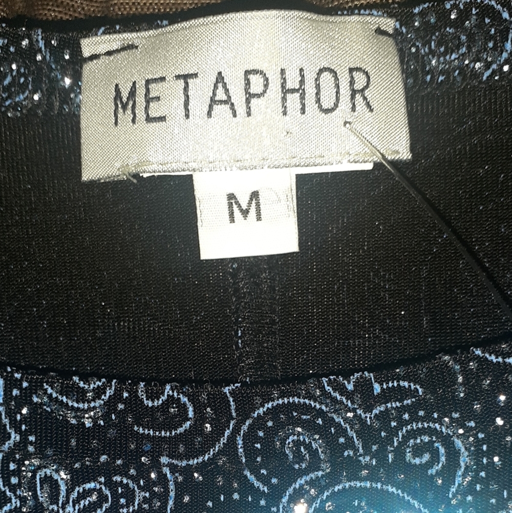 METAPHOR - Picture 2 of 4